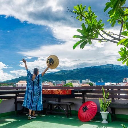 Ban Kong Rao Guesthouse Чиангмай Екстериор снимка