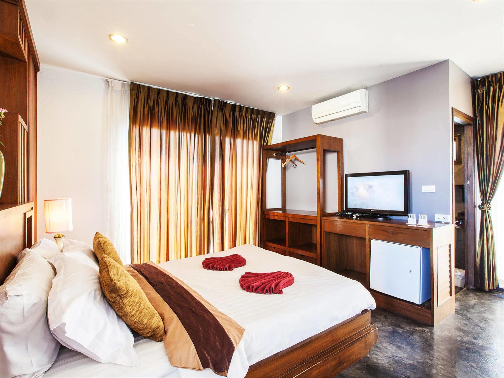 Ban Kong Rao Guesthouse Чиангмай Екстериор снимка
